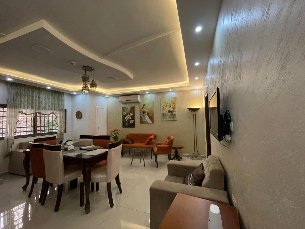 Tell Madaba Hotel Bagian luar foto
