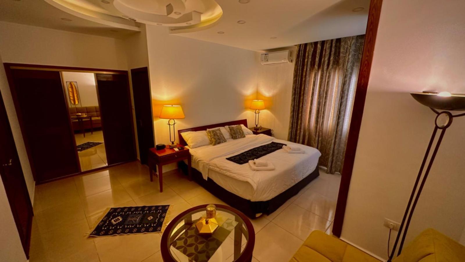 Tell Madaba Hotel Bagian luar foto