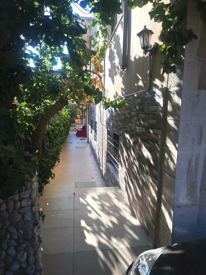 Tell Madaba Hotel Bagian luar foto